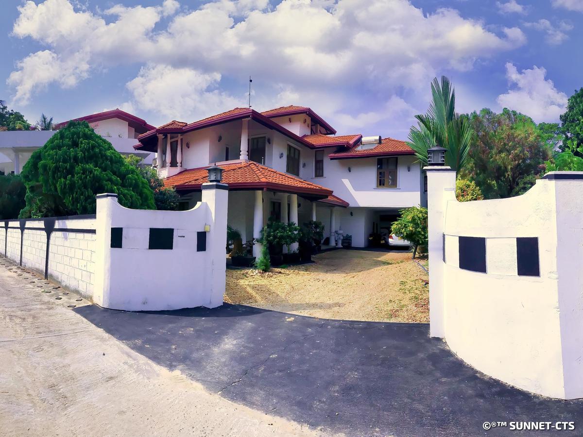 Ceylon Pearlwing Resort Негомбо Экстерьер фото