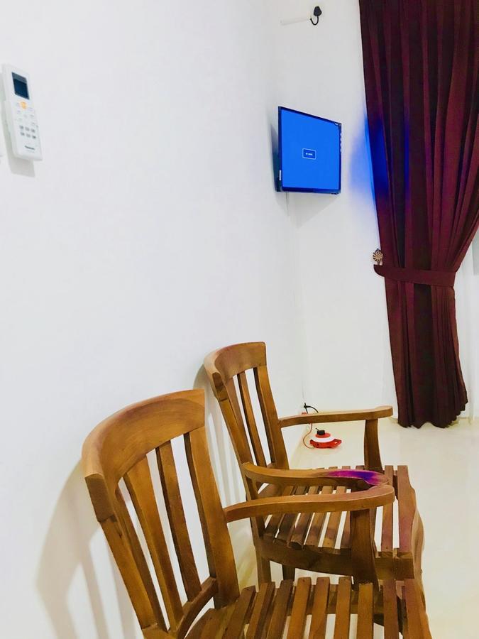 Ceylon Pearlwing Resort Негомбо Экстерьер фото