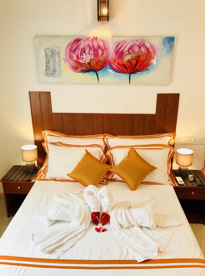 Ceylon Pearlwing Resort Негомбо Экстерьер фото