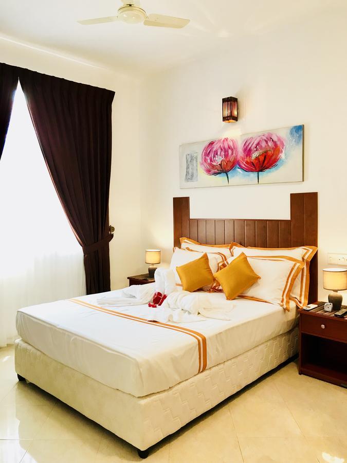 Ceylon Pearlwing Resort Негомбо Экстерьер фото